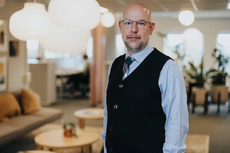 Porträttbild på Fredrik Jonsson, Chefläkare, SOS Alarm