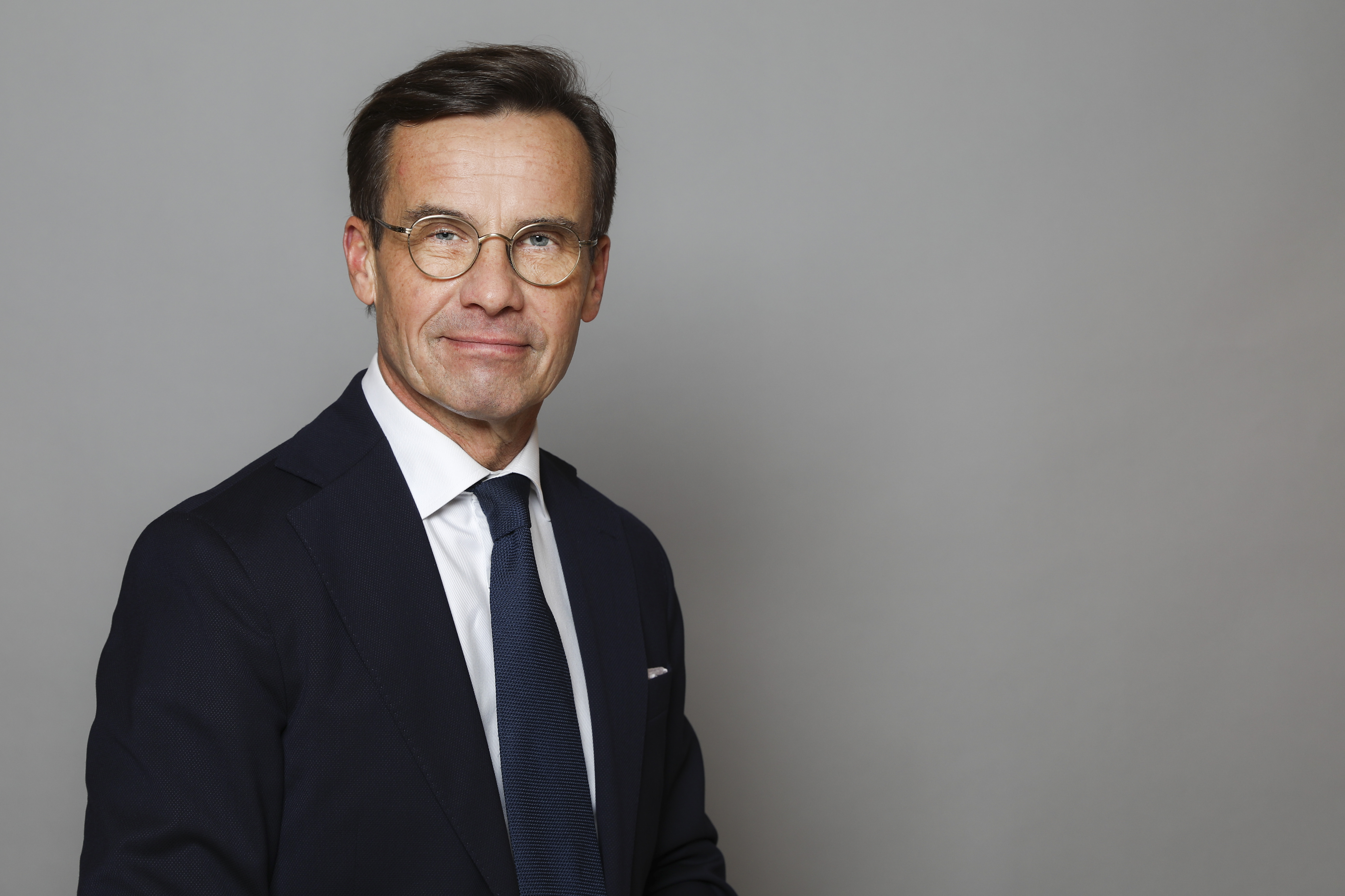 Porträttbild av statsminister Ulf Kristersson